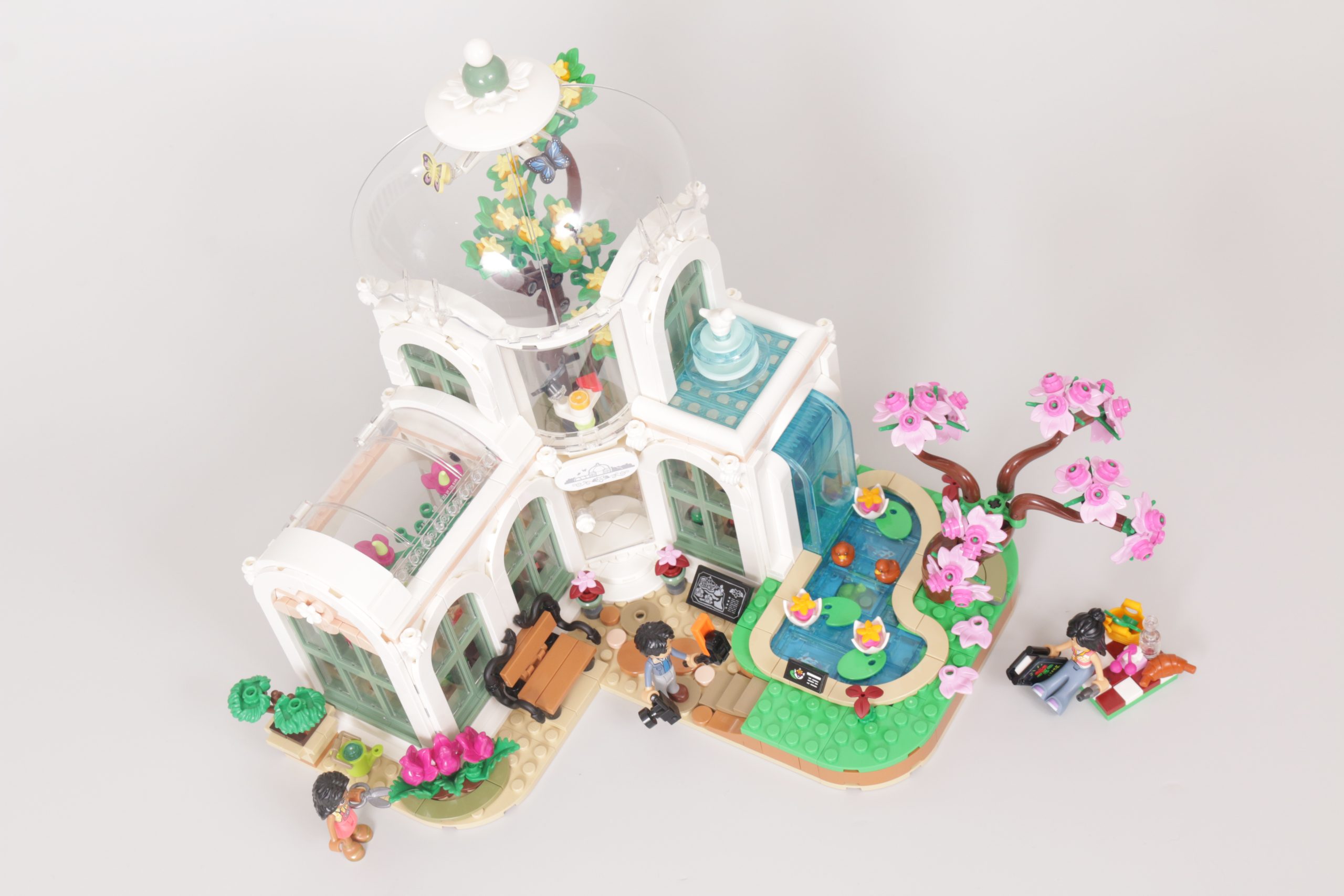 LEGO Friends 41757 Botanical Garden review 15 scaled