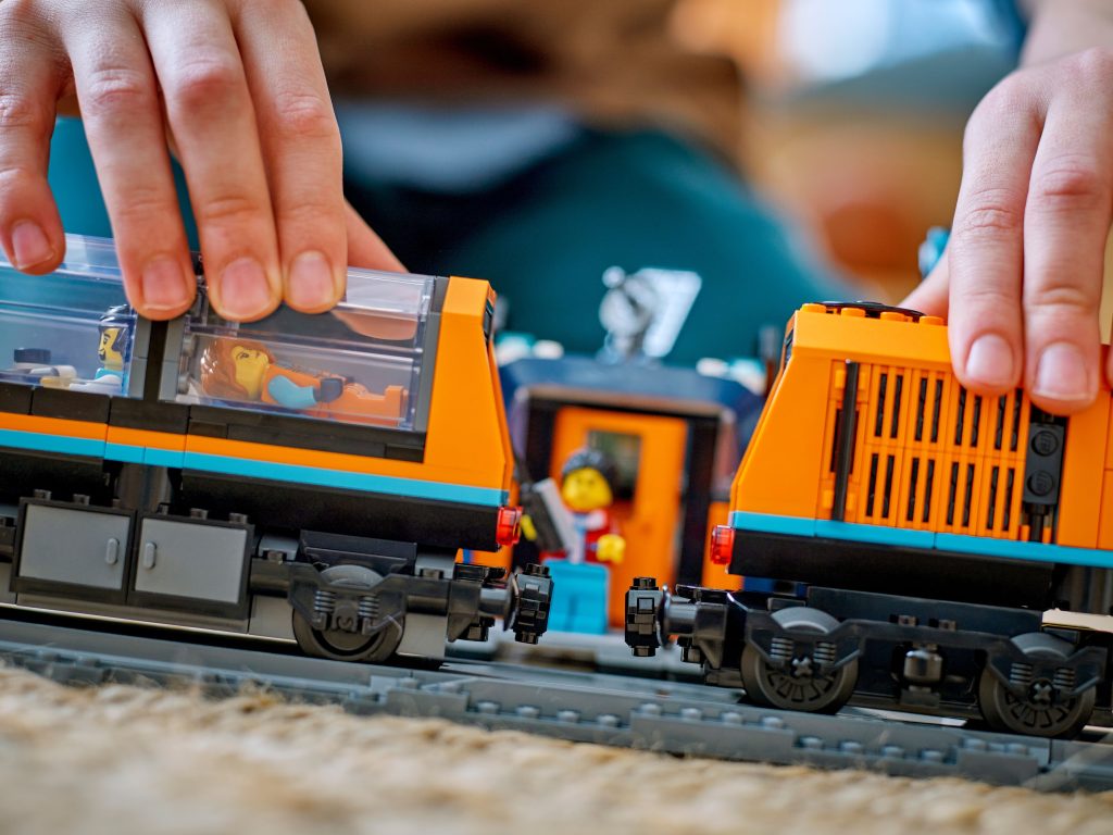 LEGO City 60470 Explorer Train 10 1024x768