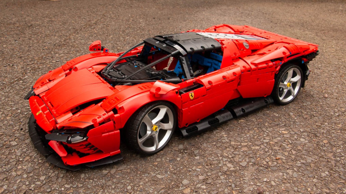 Hear us out: LEGO 42143 Ferrari Daytona SP3 is the perfect introduction to Technic