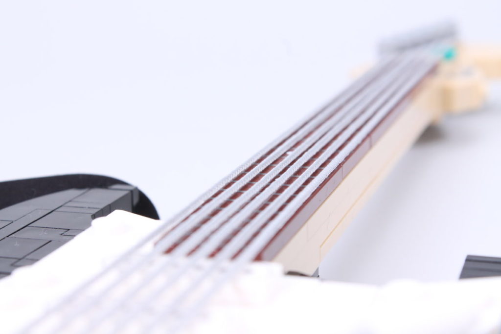 LEGO Ideas 21329 Fender Stratocaster review 10 1024x683