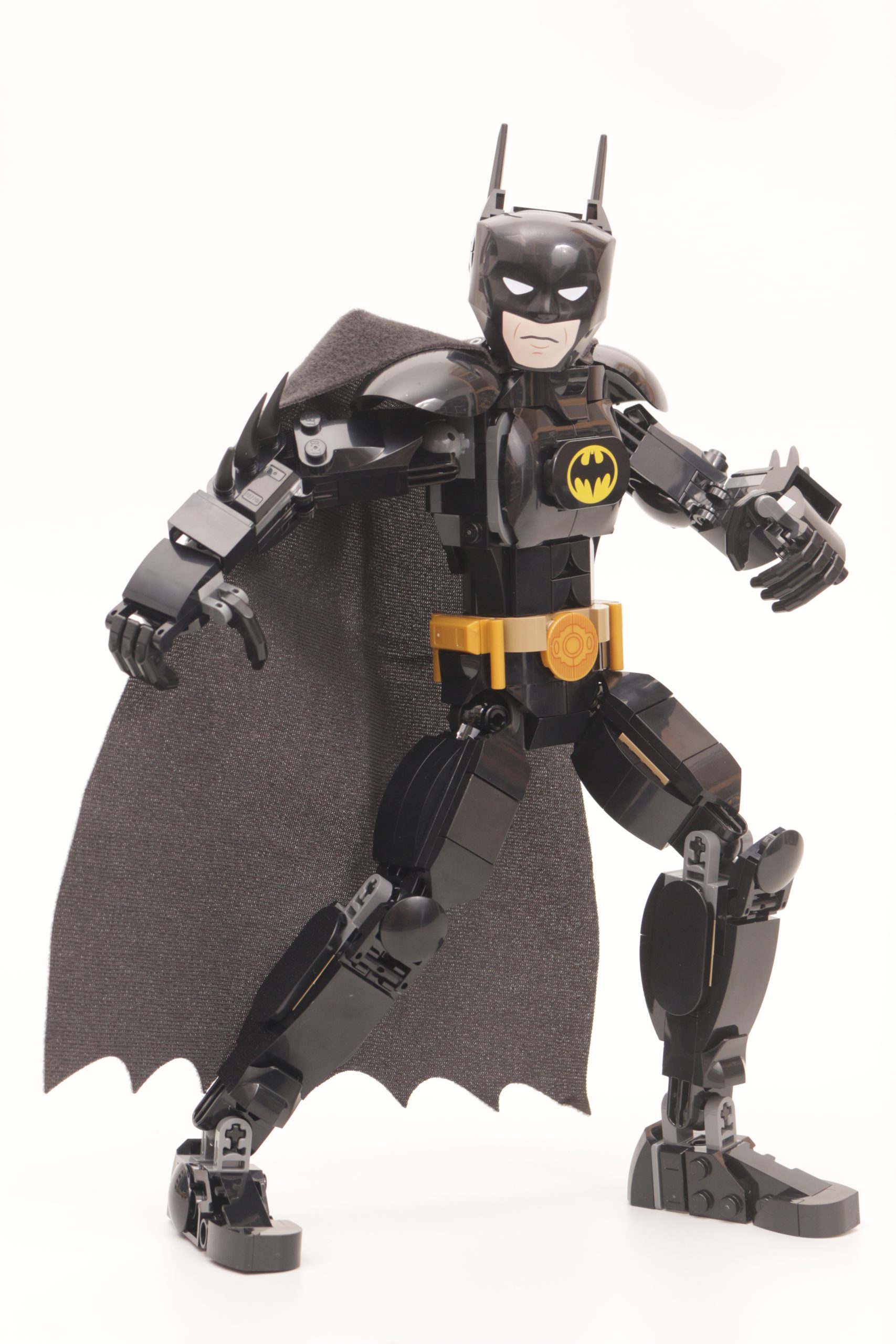 LEGO Batman 76259 Batman Construction Figure review 2 scaled