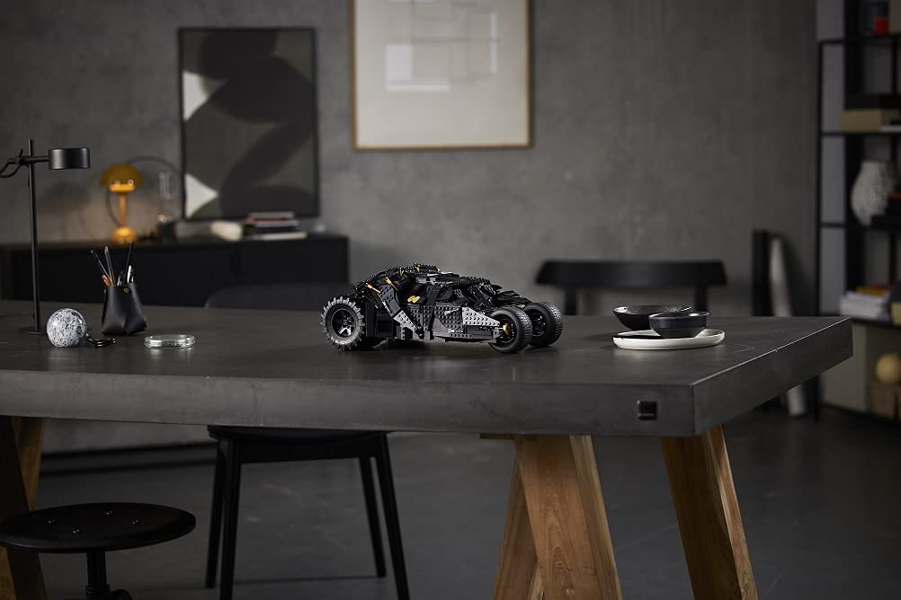 LEGO 76240 Batmobile Tumbler 4