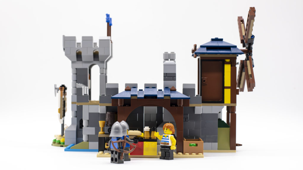 LEGO Creator 3 in 1 Medieval Castle 31120 21