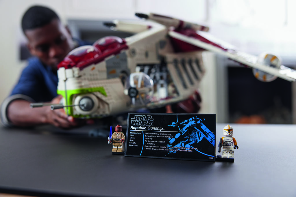 LEGO Star Wars 75309 Republic Gunship 24