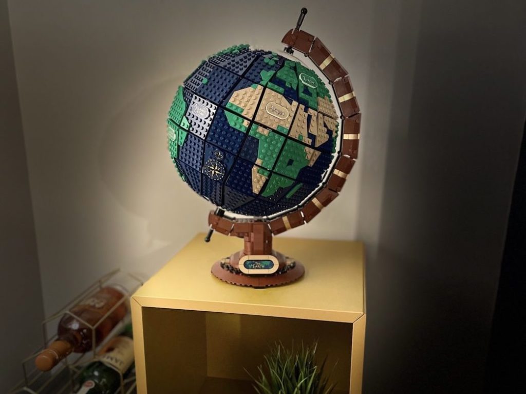 21332 The Globe 1024x766