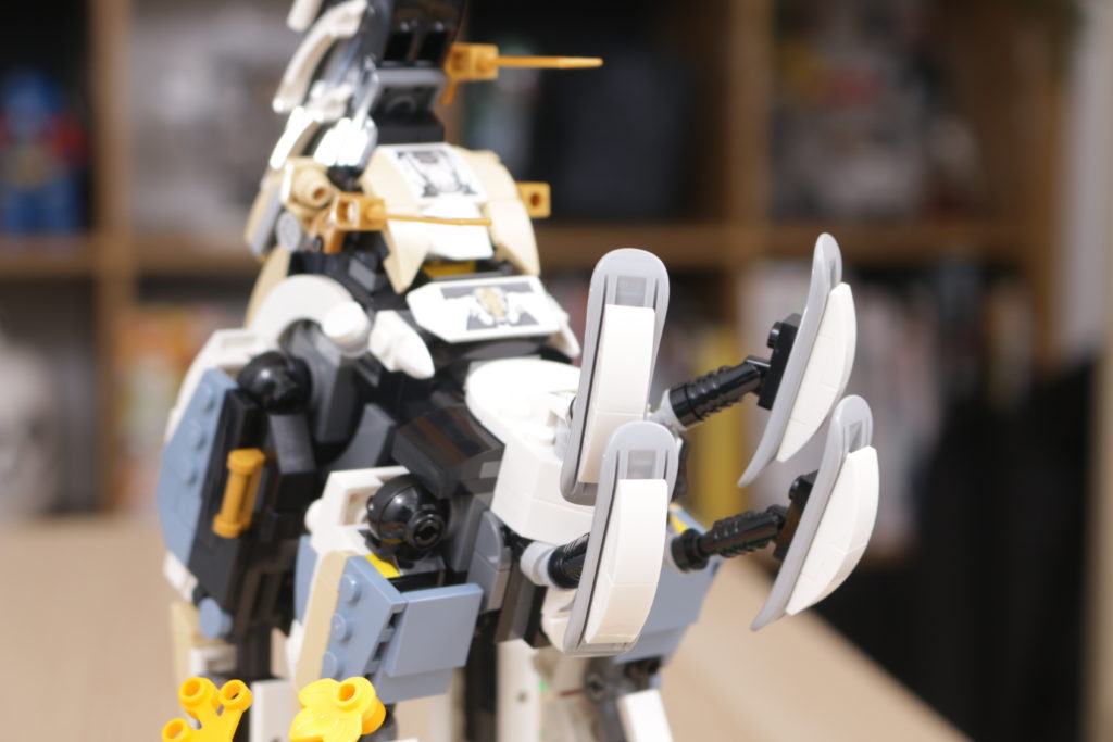 LEGO 76989 Horizon Forbidden West Tallneck review 39 1024x683