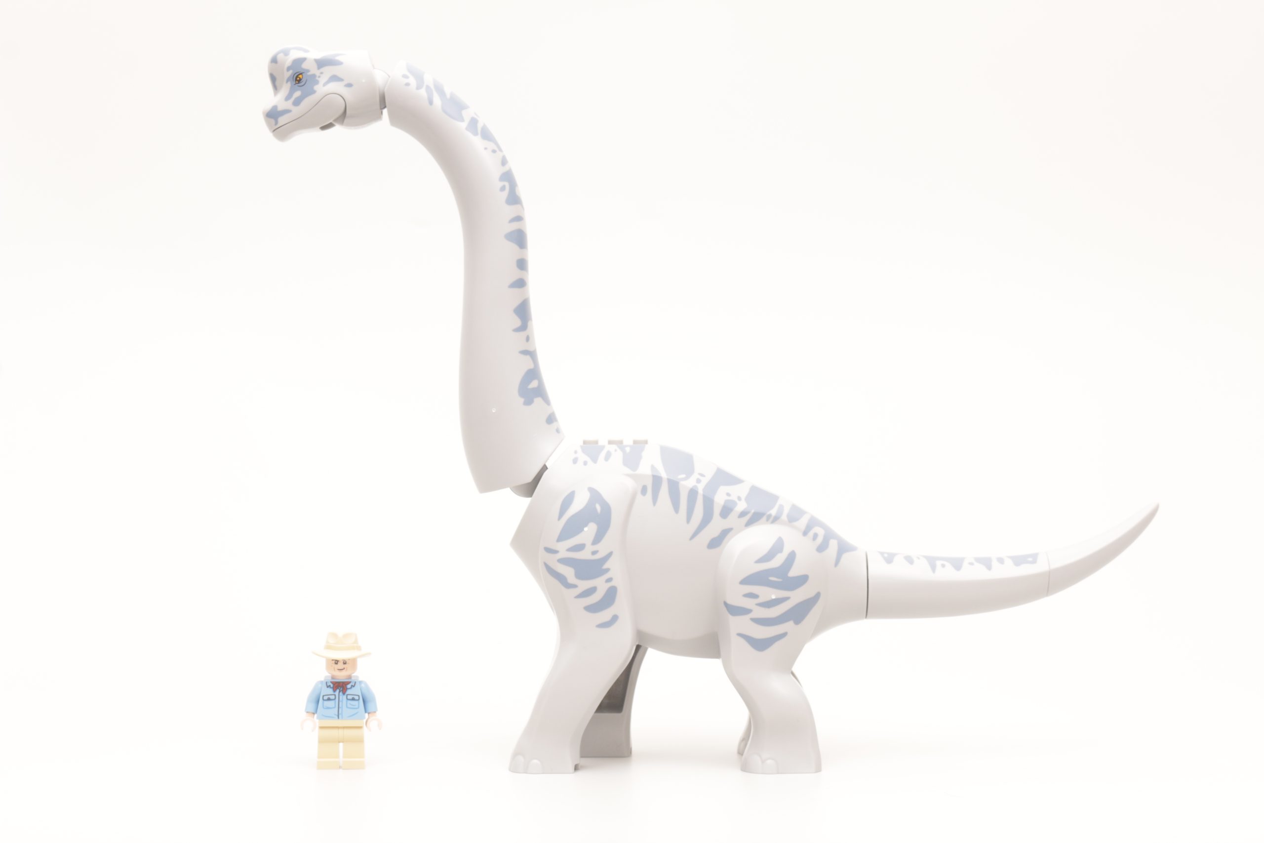 LEGO Jurassic Park 76960 Brachiosaurus Discovery review 11 scaled