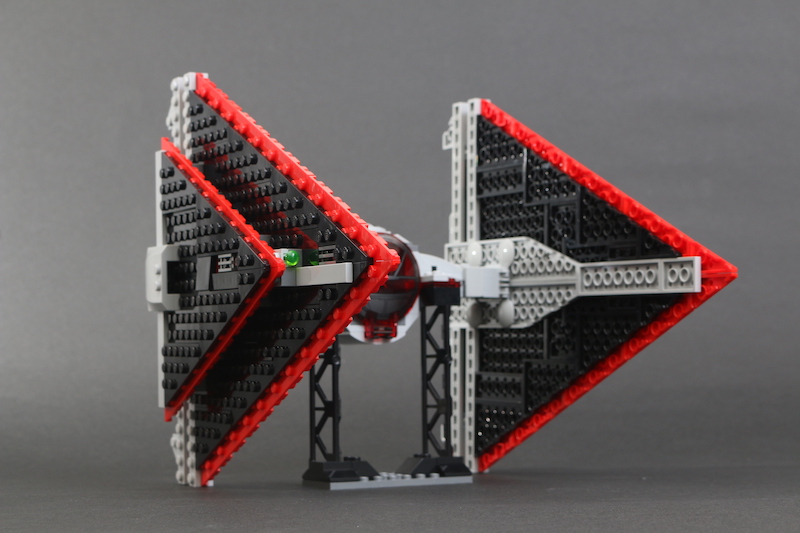 LEGO Star Wars 75272 Sith TIE Fighter review 9