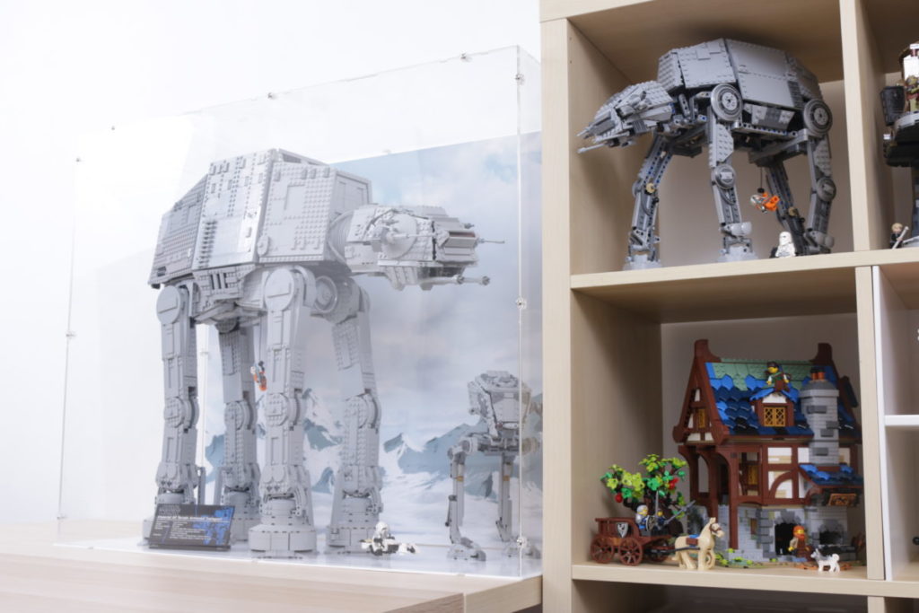 LEGO Star Wars UCS 75313 AT AT display case review iDisplayit LEGO Star Wars 46 1024x683