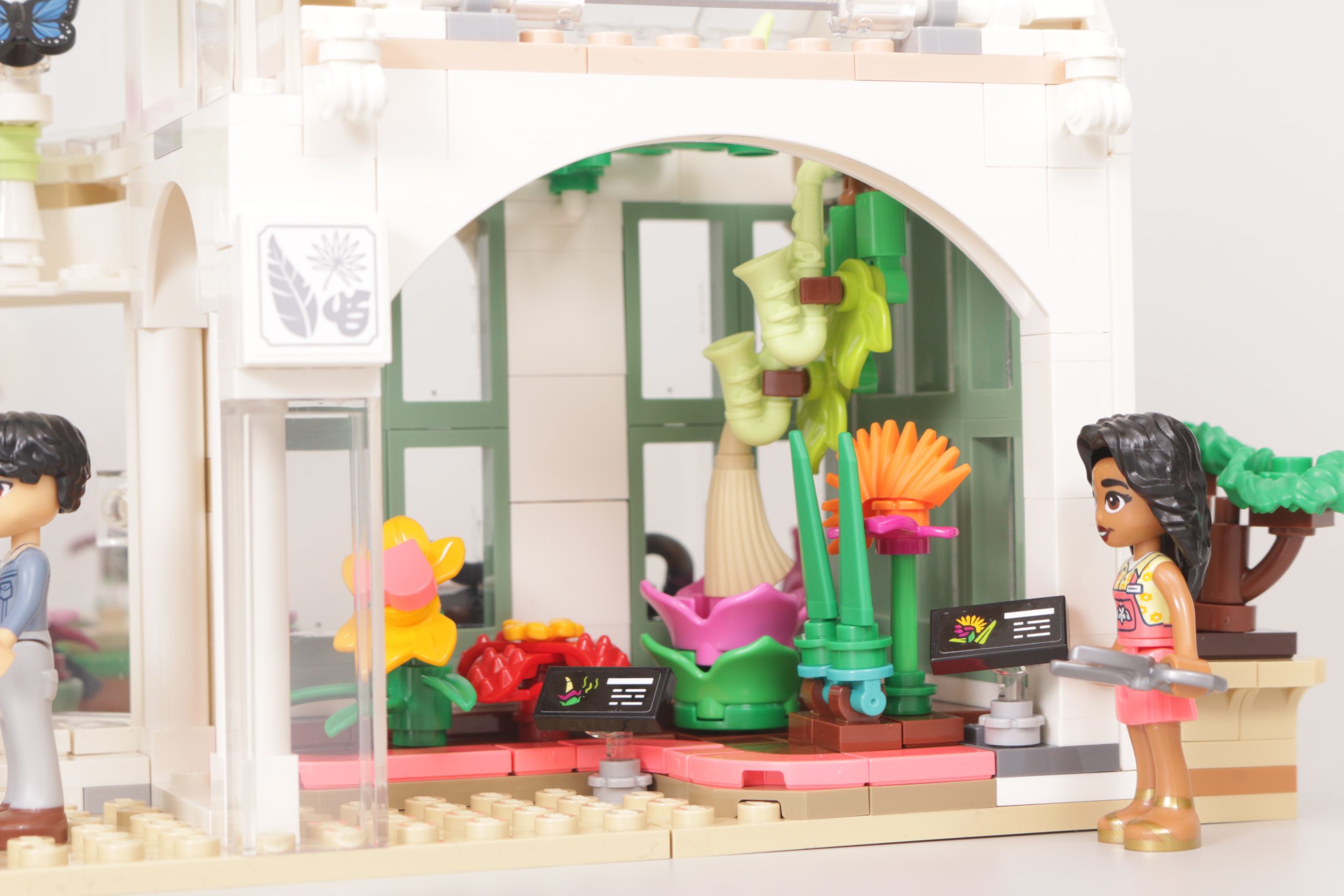 LEGO Friends 41757 Botanical Garden review 18 scaled