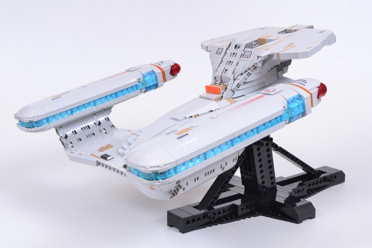 LEGO Icons 10356 USS Enterprise NCC 1701 D 27 1200x800