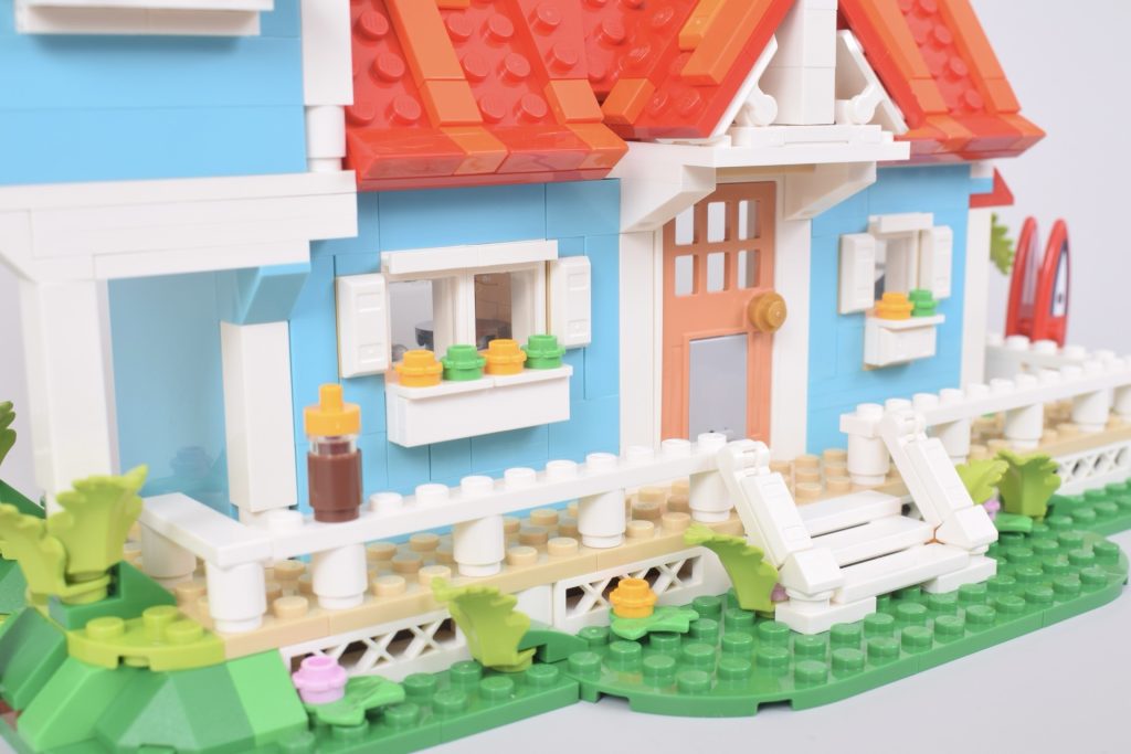 LEGO Disney 43268 Lilo and Stitch Beach House review 5 1024x683