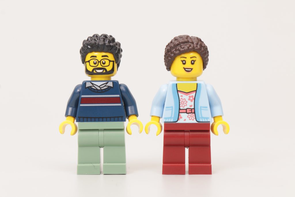 LEGO City 60398 Family House and Electric Car review 23 1024x683