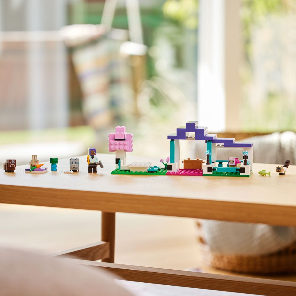 LEGO Minecraft 21253 The Animal Sanctuary 3