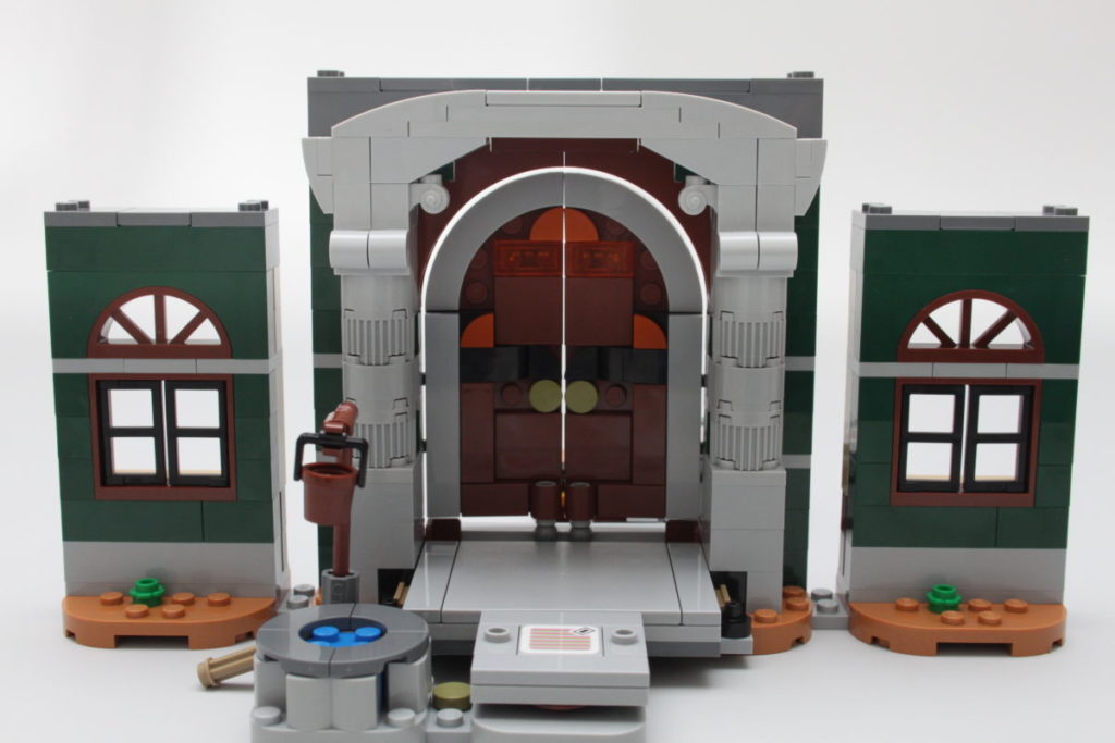 LEGO Super Mario 71399 Luigis Mansion Entryway review 16 1024x683