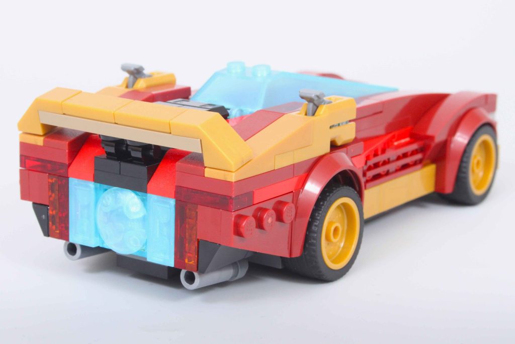 LEGO Marvel 76310 Iron Man Car Black Panther vs. Red Hulk review 23 1024x683