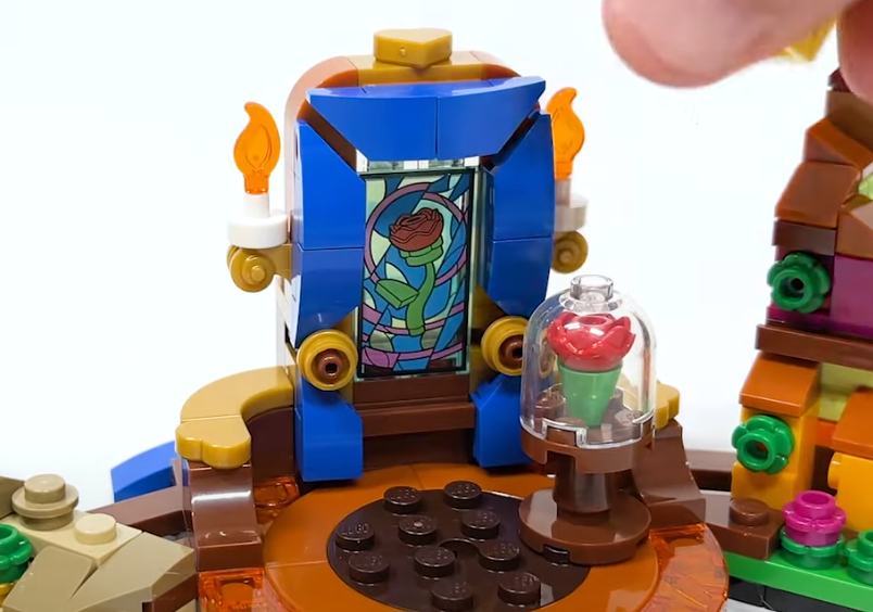 LEGO Ideas 21352 magic of disney ashnflash rose