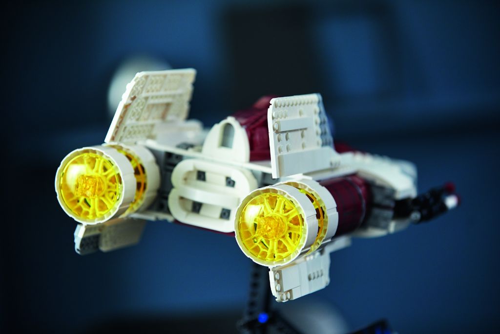 LEGO Star Wars 75275 UCS A wing 30