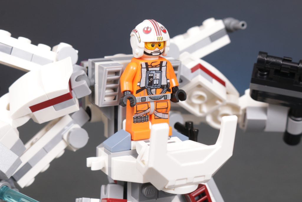 LEGO Star Wars 75390 Luke Skywalker X Wing Mech review 9 1024x683