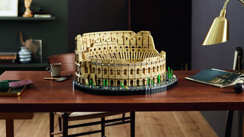 December 2020 LEGO Buyer’s Guide – Colosseum, retiring sets and Christmas models