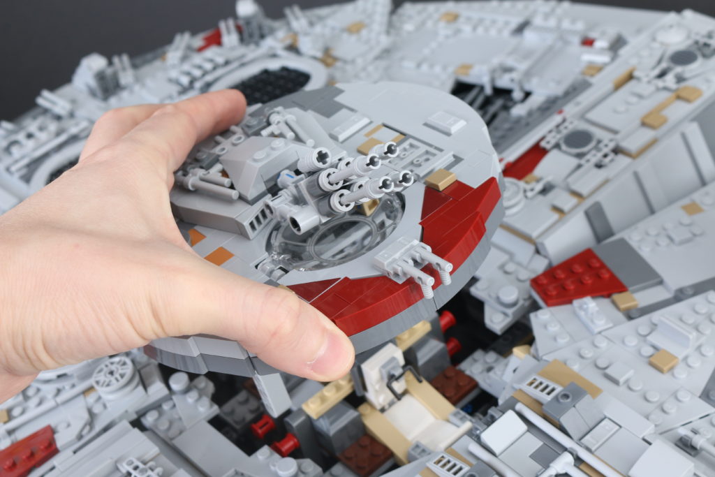 LEGO Star Wars 75192 UCS Ultimate Collectors Series Millennium Falcon review 30