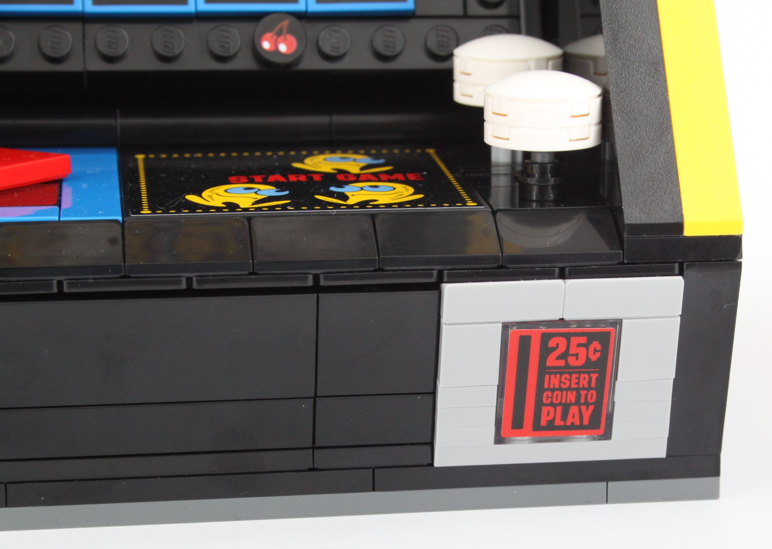 LEGO Icons 10323 PAC MAN Arcade review 10 scaled