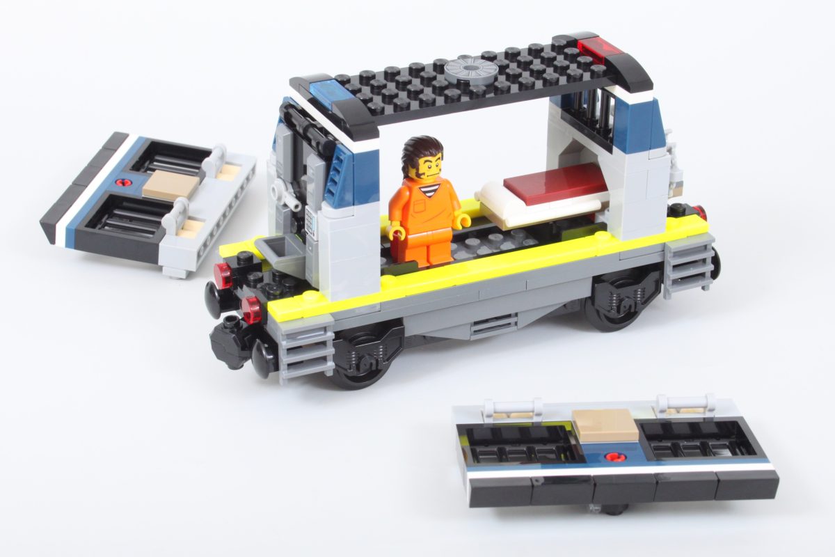 lego city 60508 police train heist review featured 33 1200x800