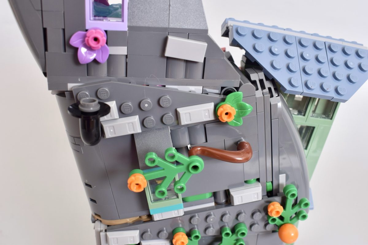 LEGO Harry Potter 76467 Luna Lovegoods House review 4 1200x800