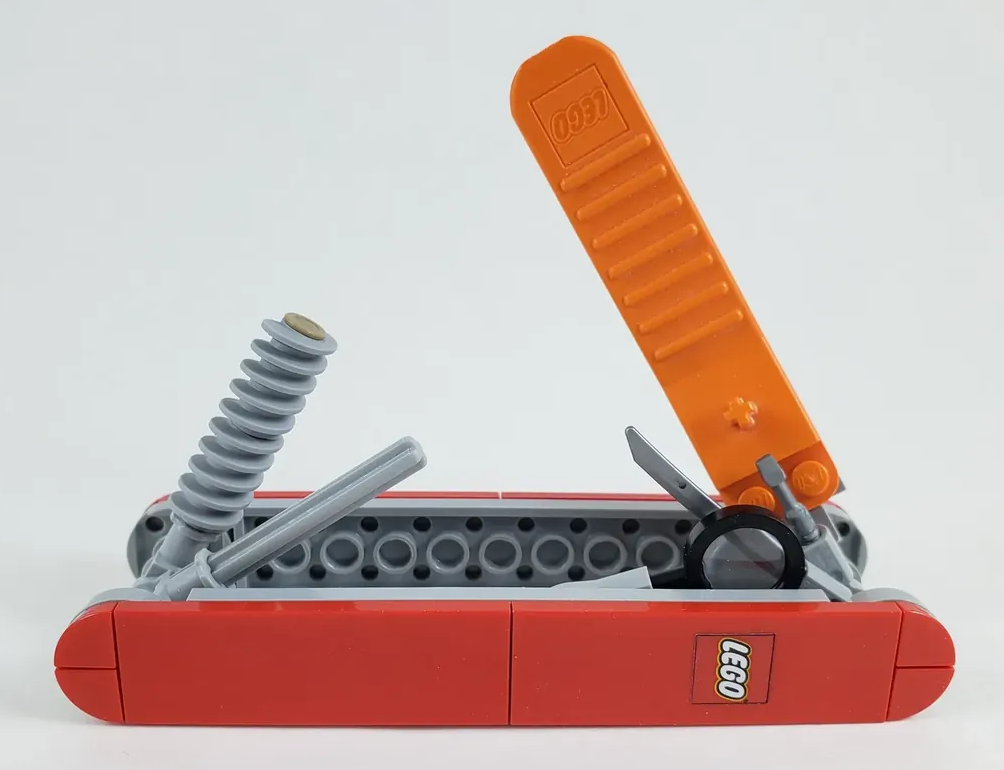 LEGO Ideas multi tool 1