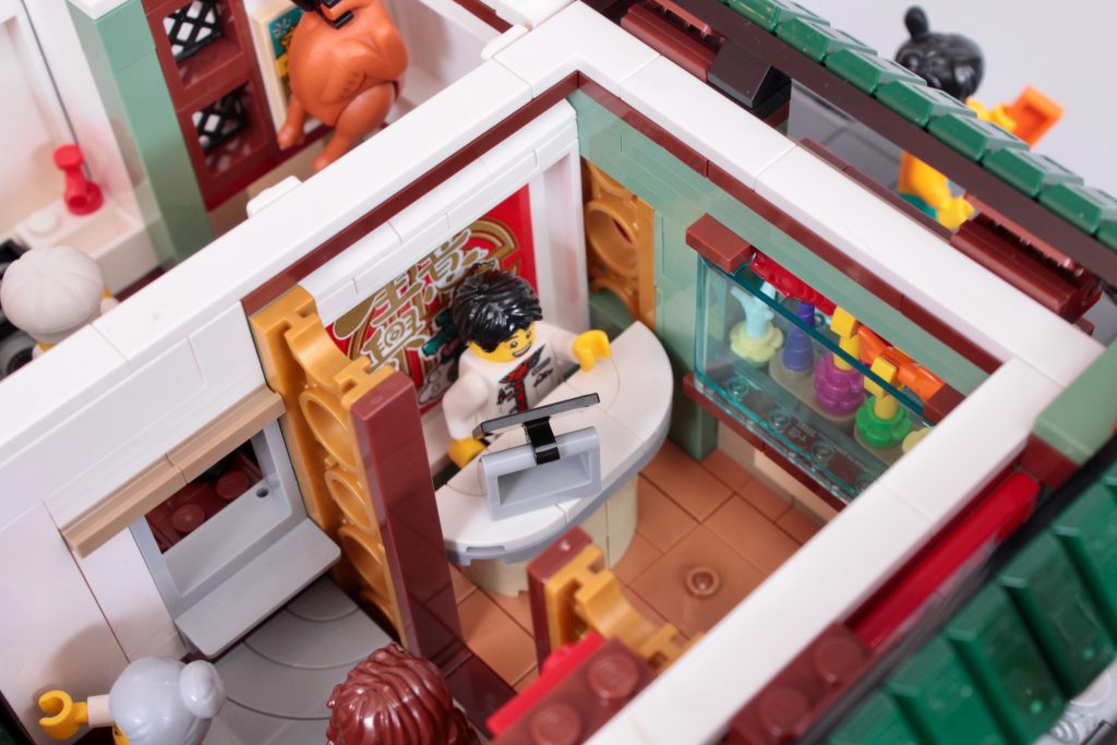 LEGO Chinese Traditional Festivals 80113 Family Reunion Celebration modular conversion 12 1024x683
