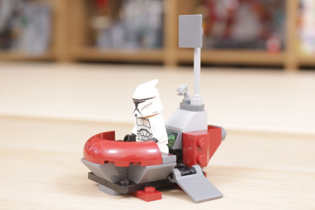 LEGO Star Wars 40558 Clone Trooper Command Station review 13 1024x683