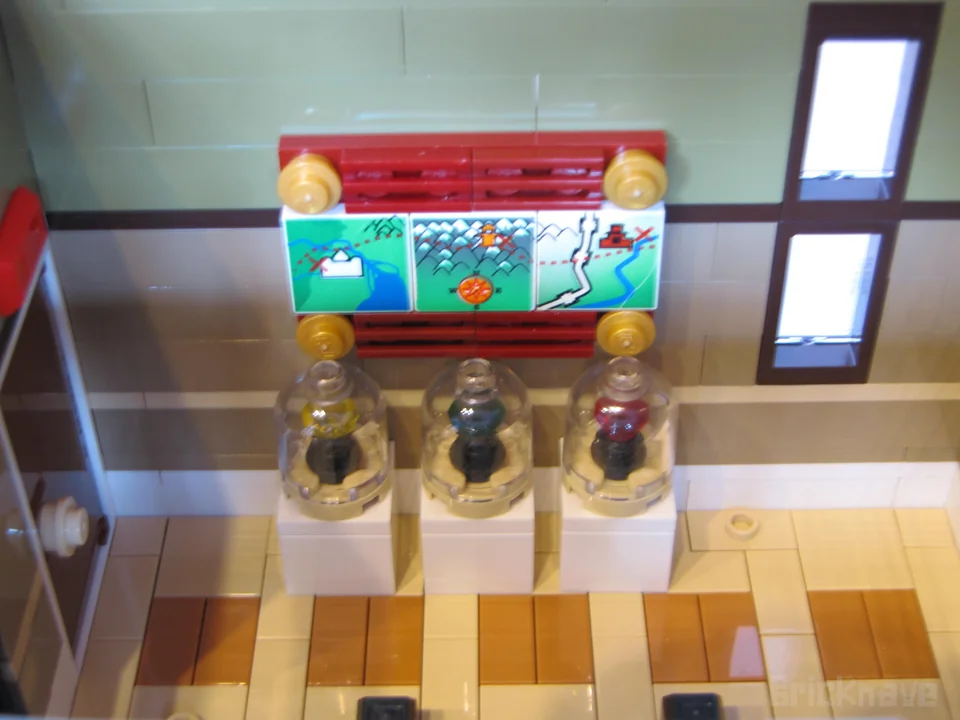 LEGO Icons 10326 natural history museum adventurers modification bricknave reddit 4