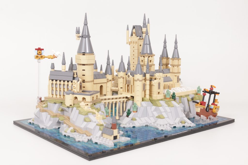 LEGO Harry Potter 76419 Hogwarts Castle and Grounds review 1ii 1024x683