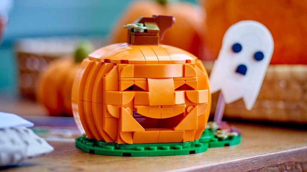 lego creator 40697 halloween pumpkin gift lifestyle featured 1024x576