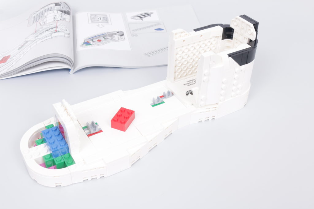 LEGO Creator Expert 18 plus 10282 Adidas Superstar review 16