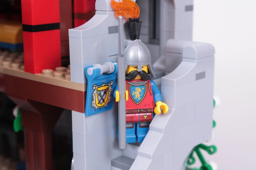 LEGO Icons 10332 Medieval Town Square review 25 1024x683
