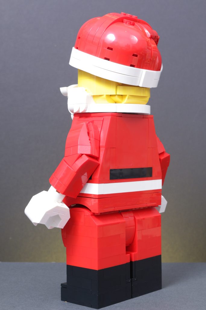 LEGO Christmas 2025 sets 40812 Snowman Ornaments 40809 Festive Gingerbread House 40820 Up Scaled Santa Minifigure 40806 Gingerbread AT AT Walker review 18 683x1024