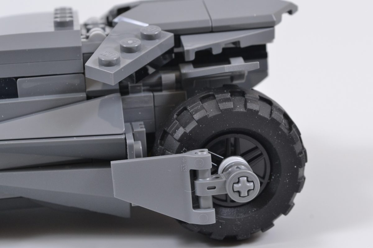 LEGO DC 76331 Batman V Superman Batmobile 11 1200x800