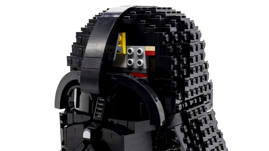 LEGO Star Wars 75304 Darth Vader Helmet 17
