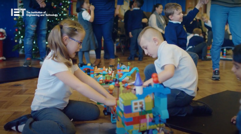 Leicester students dive into STEM learning with the LEGO Discover programme