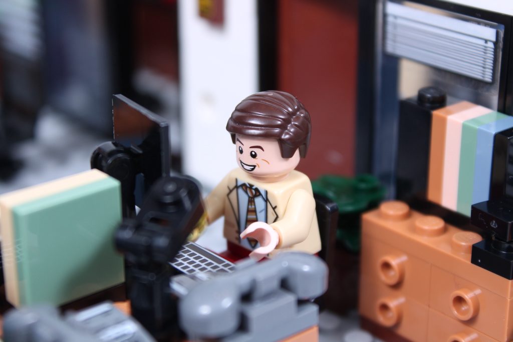 LEGO Ideas 21336 The Office How to Build Andy Bernard 2 1024x683