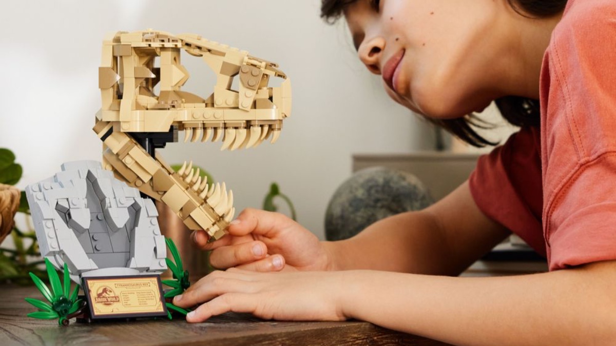 First LEGO Jurassic World 2024 sets revealed
