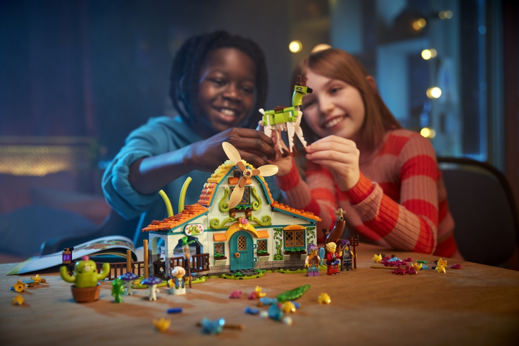 LEGO DREAMZzz 71459 Stable of Dream Creatures 3 1024x683
