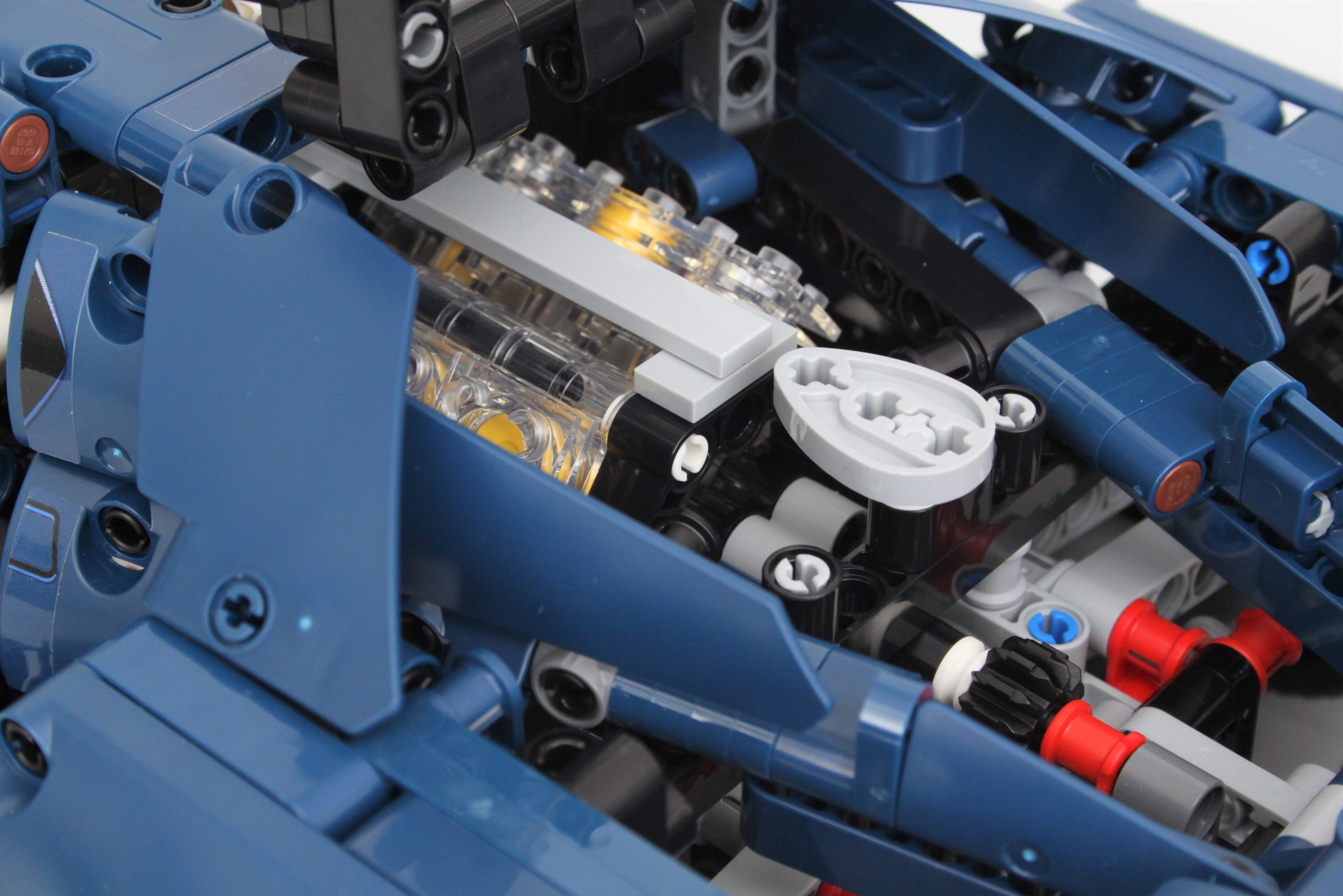 LEGO Technic 42154 2022 Ford GT review 30 scaled