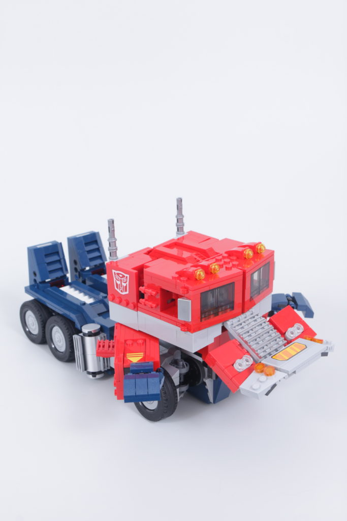 LEGO Transformers 10302 Optimus Prime review 36 683x1024