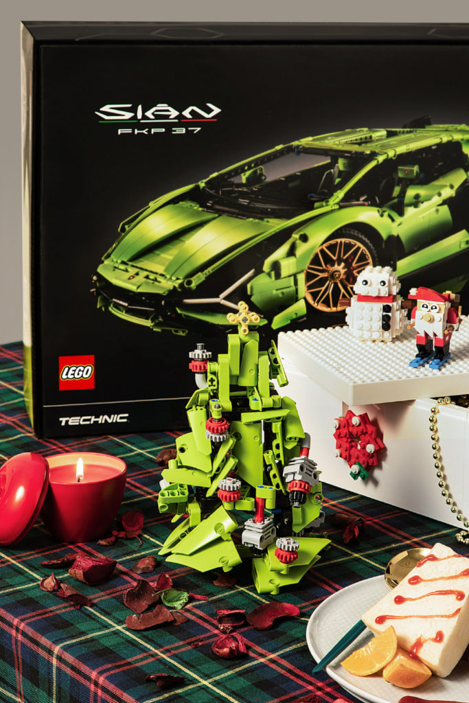 LEGO Christmas Tree 2021 Technic