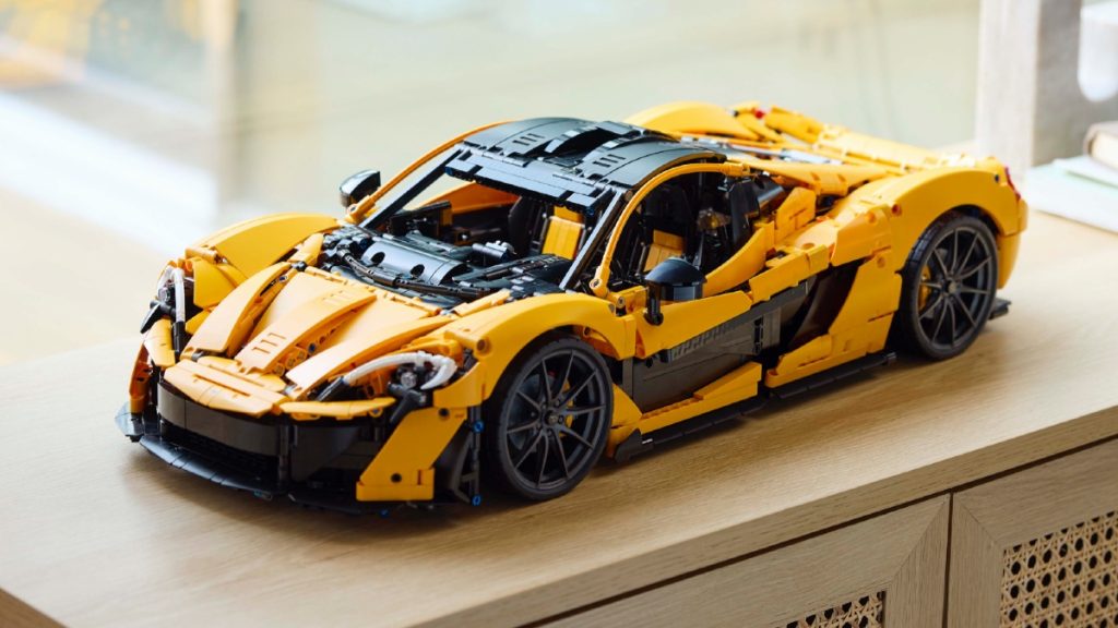 LEGO Technic 42172 McLaren P1 featured 1 1024x576