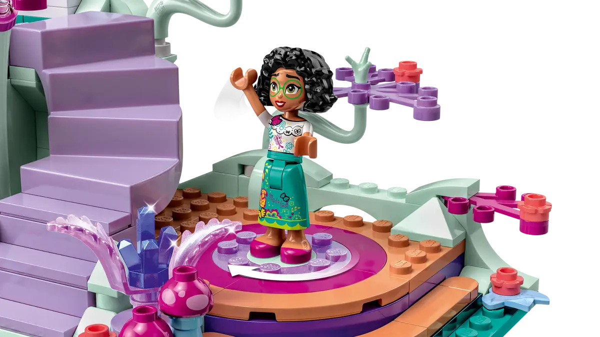 LEGO 43215 Enchanted Treehouse Mirabel