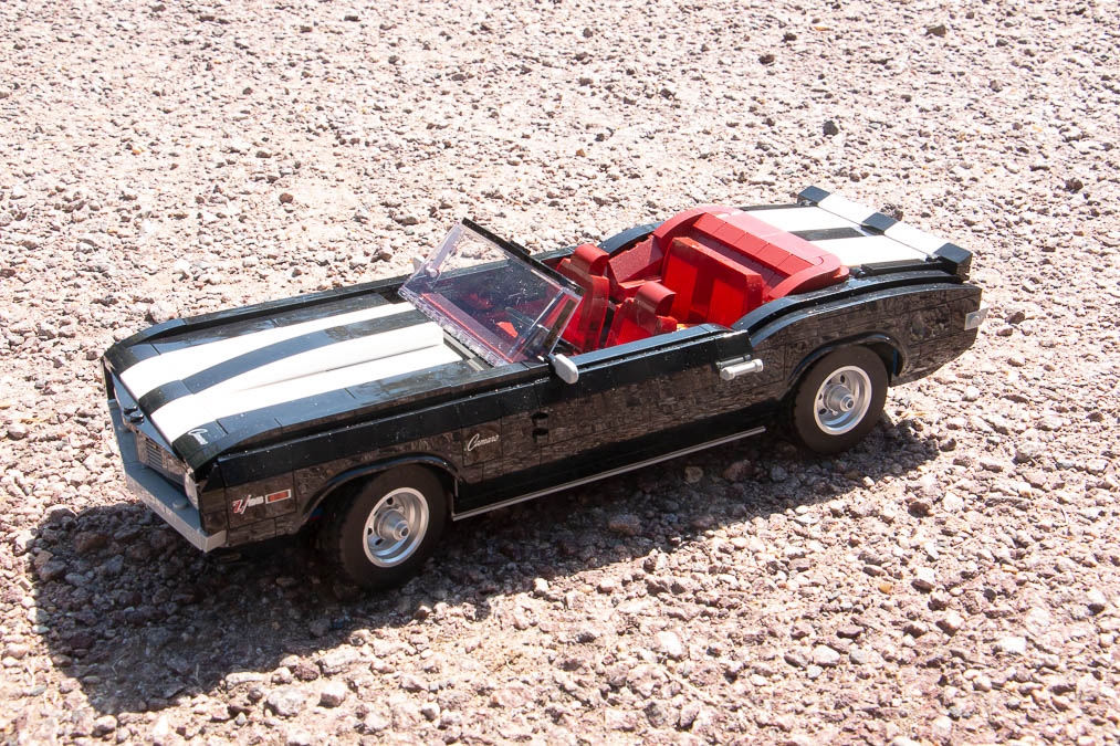 10304 ICONS Chevrolet Camaro Z 28 18