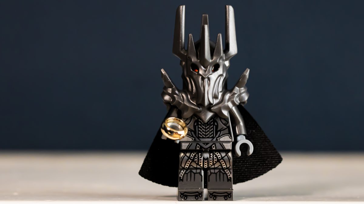 LEGO Icons Lord of the Rings 11373 Sauron 14 1200x675
